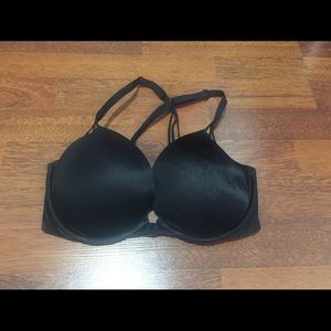 🆕 Victoria’s Secret Very Sexy Push Up Bra 32DD 🔥